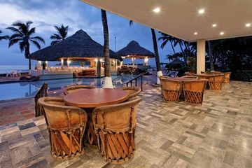 Holiday Inn Sunspree Mazatlan Exterior photo